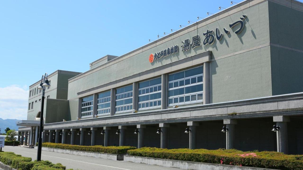 Ooedo Onsen Monogatari Aizu Hotel Екстериор снимка