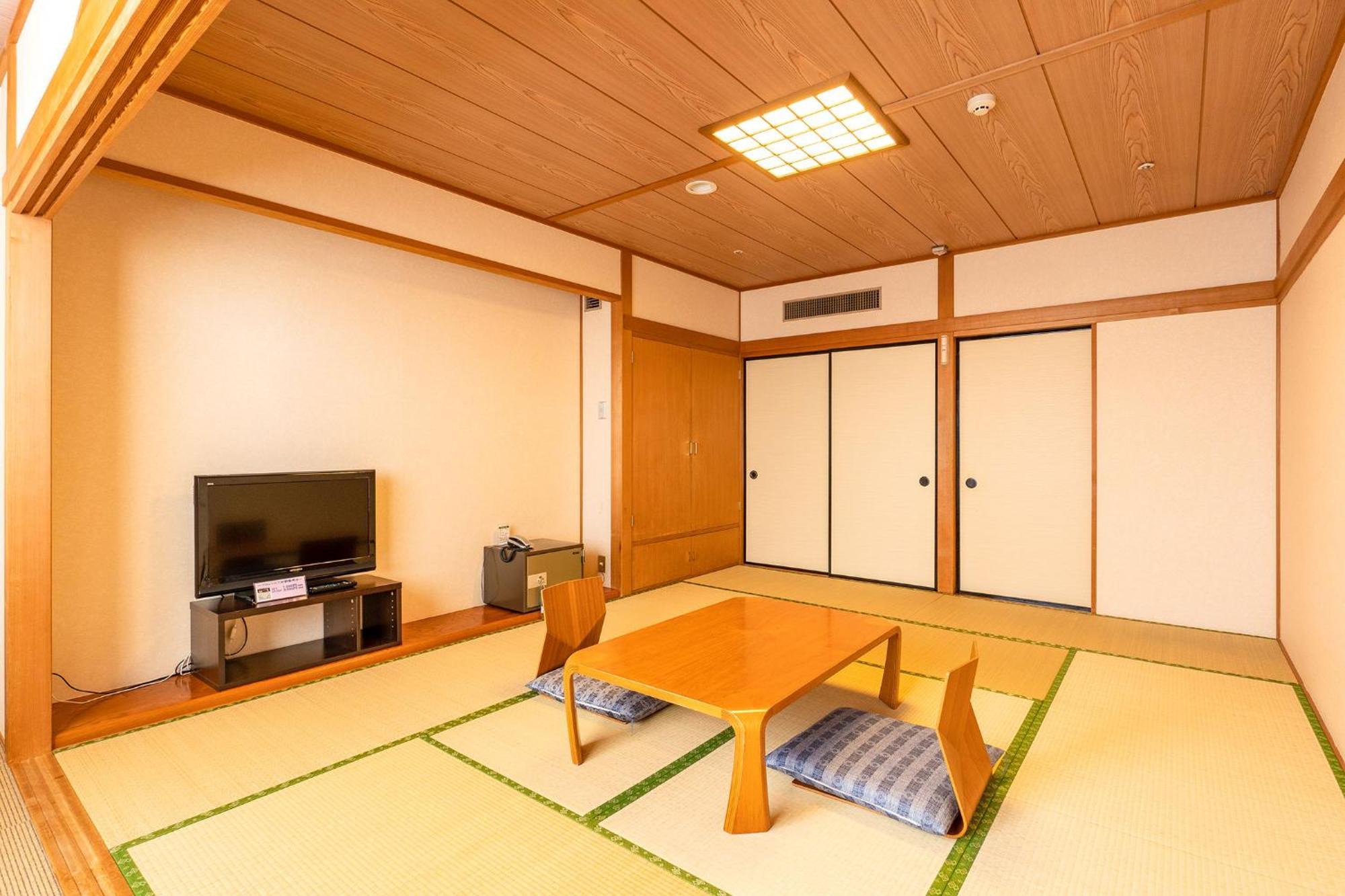 Ooedo Onsen Monogatari Aizu Hotel Екстериор снимка
