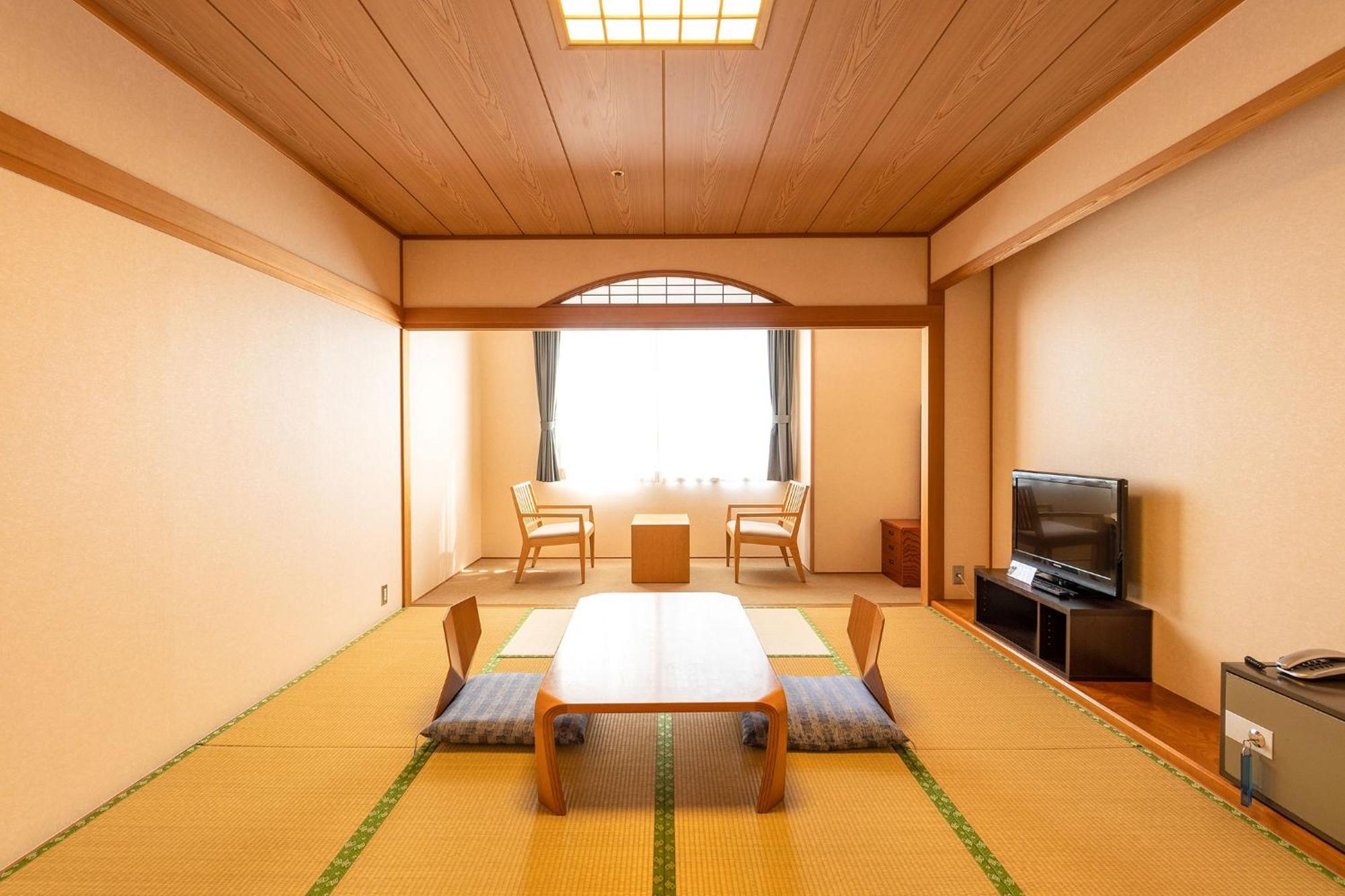 Ooedo Onsen Monogatari Aizu Hotel Екстериор снимка