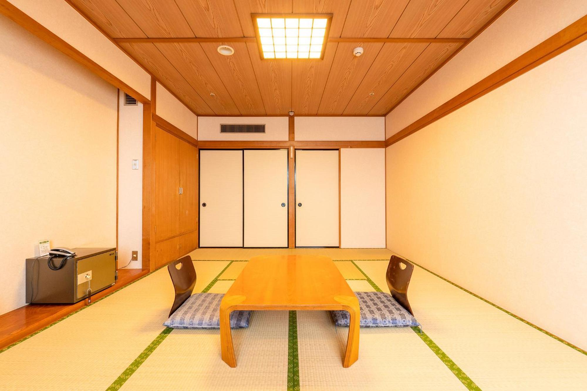 Ooedo Onsen Monogatari Aizu Hotel Екстериор снимка