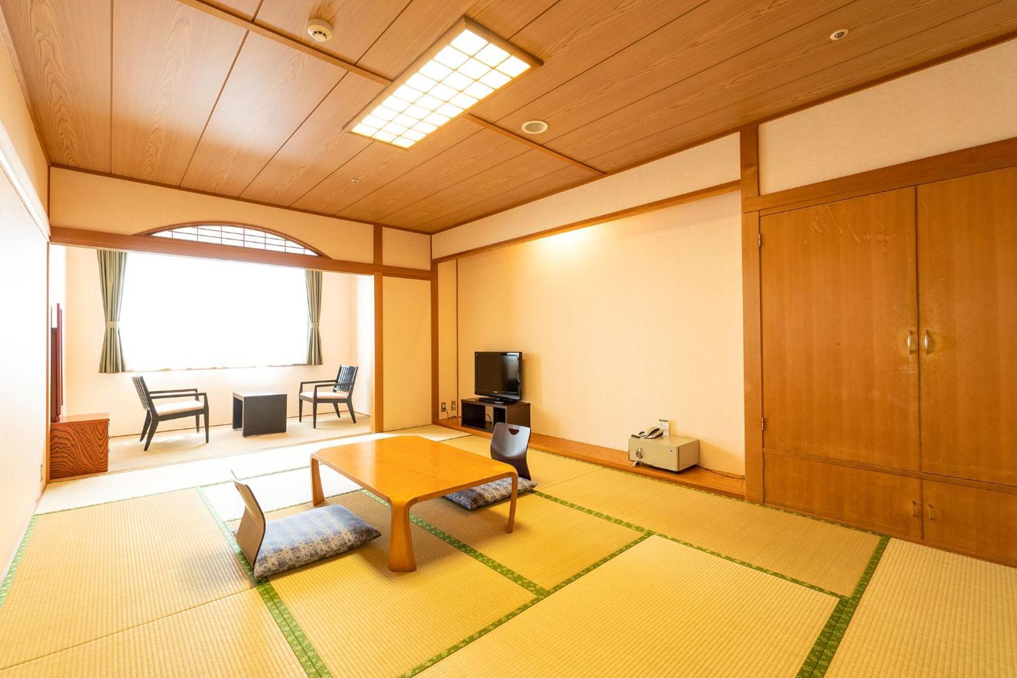 Ooedo Onsen Monogatari Aizu Hotel Екстериор снимка