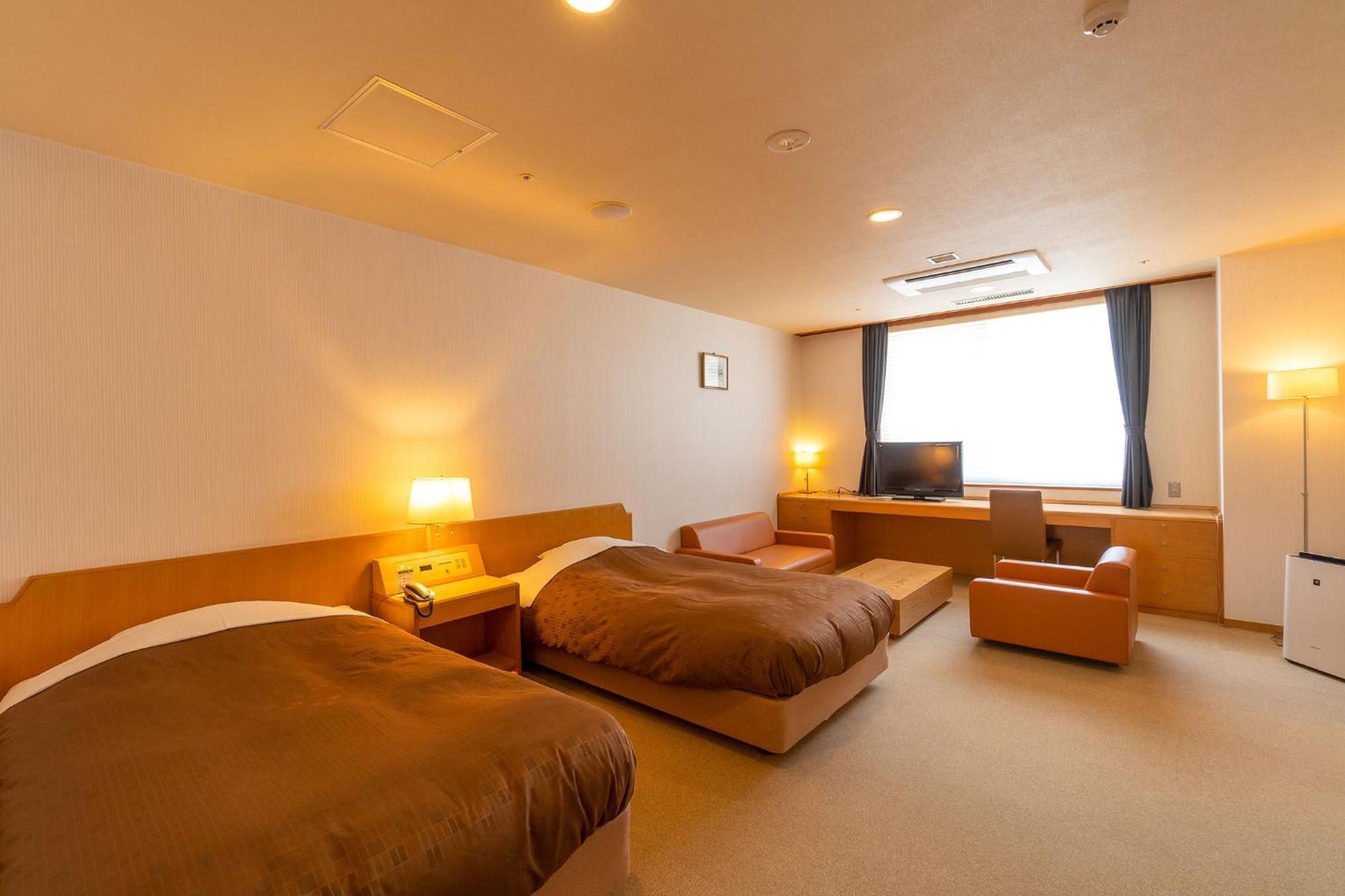 Ooedo Onsen Monogatari Aizu Hotel Екстериор снимка